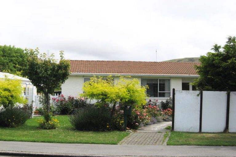 Photo of property in 29 Mauger Drive, Heathcote Valley, Christchurch, 8022