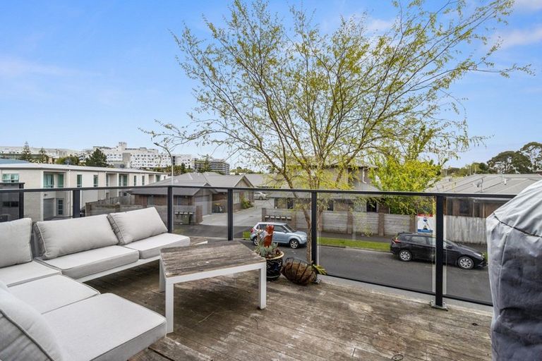 Photo of property in 7/16 Jones Crescent, Melville, Hamilton, 3206