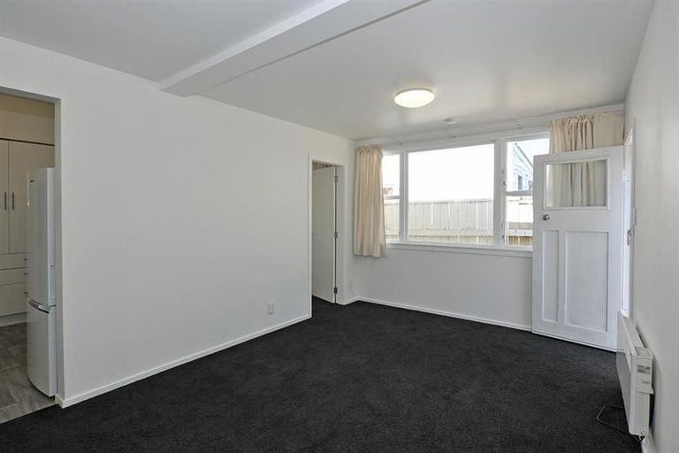 Photo of property in 218 Coutts Street, Rongotai, Wellington, 6022