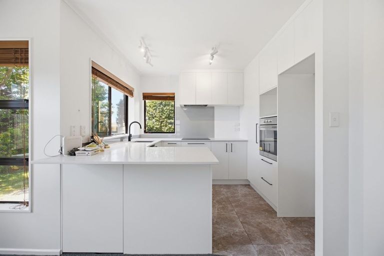 Photo of property in 2 Mcbeth Drive, Te Puke, 3119