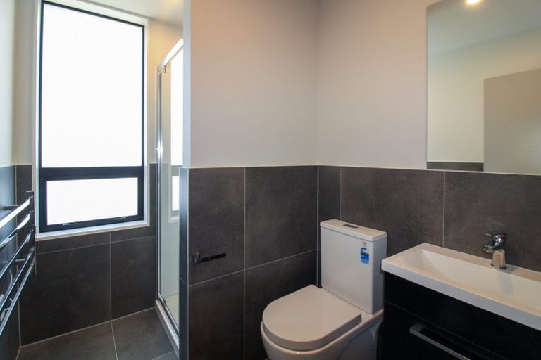 Photo of property in 25/6 Bushland Grove, Paparangi, Wellington, 6037