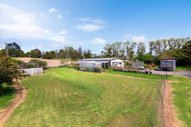 Photo of property in 336 Ireland Road, Waitoki, Kaukapakapa, 0871