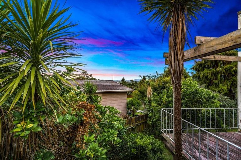 Photo of property in 59 Anich Road, Massey, Auckland, 0614