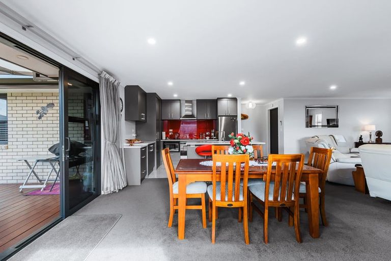 Photo of property in 9 Harakeke Drive, Wharewaka, Taupo, 3330