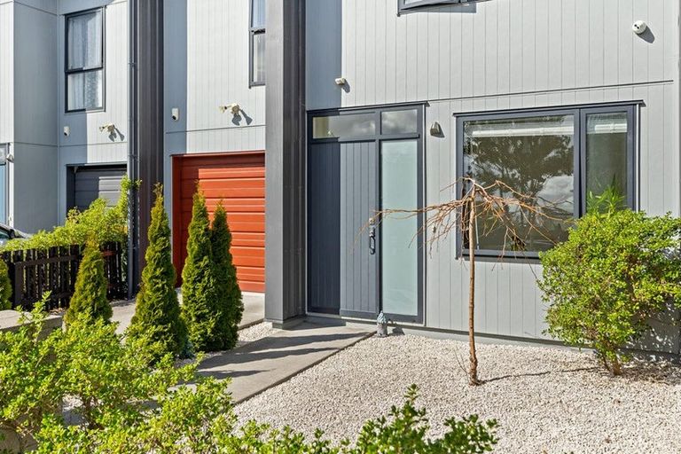 Photo of property in 33 Wallace Road, Hobsonville, Auckland, 0616