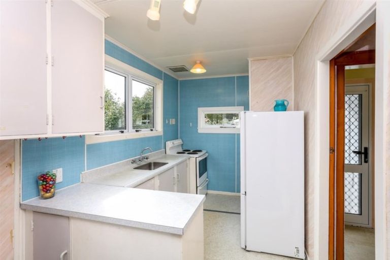 Photo of property in 6 Buckland Place, Spotswood, New Plymouth, 4310