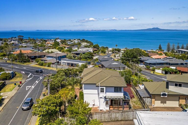 Photo of property in 2a Mizpah Road, Torbay, Auckland, 0630