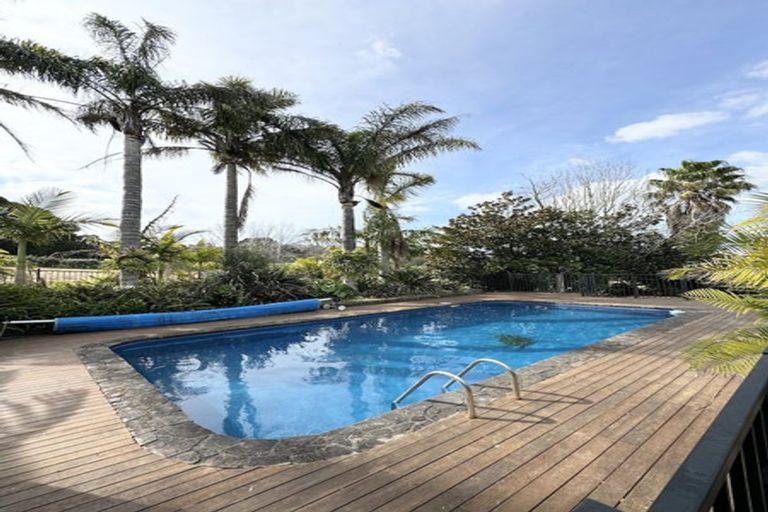 Photo of property in 71 James Paige Lane, Riverhead, Albany, 0793