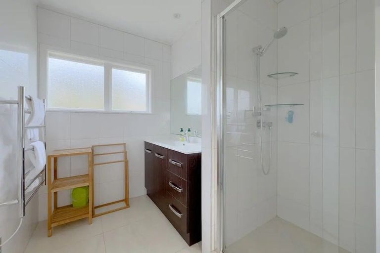 Photo of property in 3 Parkview Place, Pakuranga, Auckland, 2010