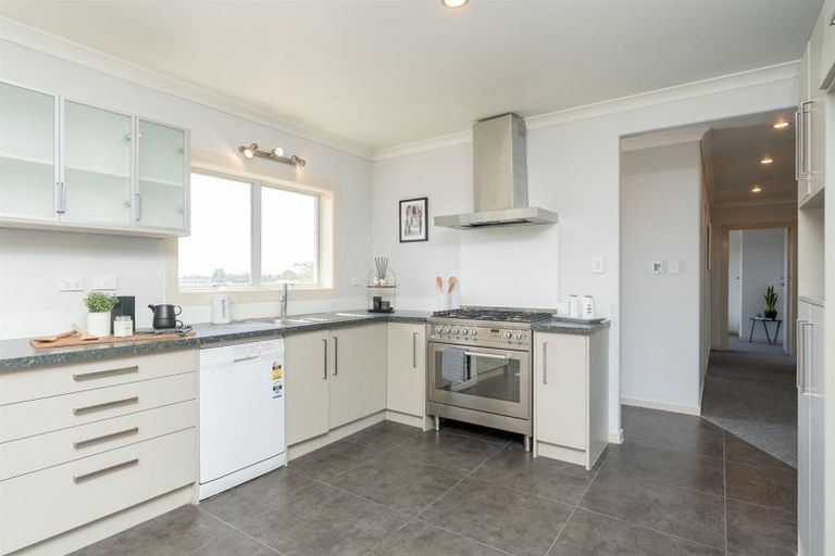 Photo of property in 33 Dinsdale Road, Dinsdale, Hamilton, 3204