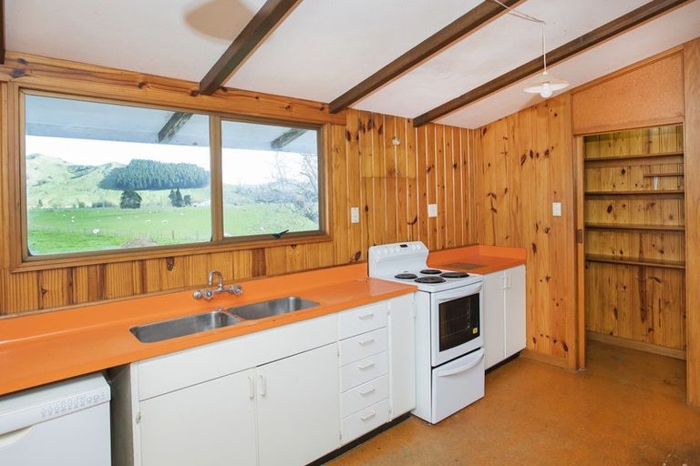 Photo of property in 46 Bridge Road, Te Karaka, 4094