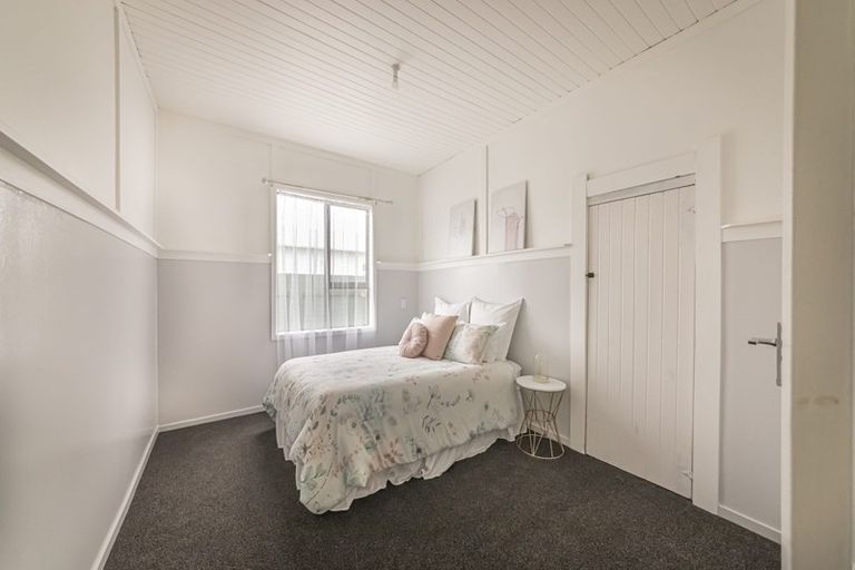 Photo of property in 117 Cornfoot Street, Castlecliff, Whanganui, 4501