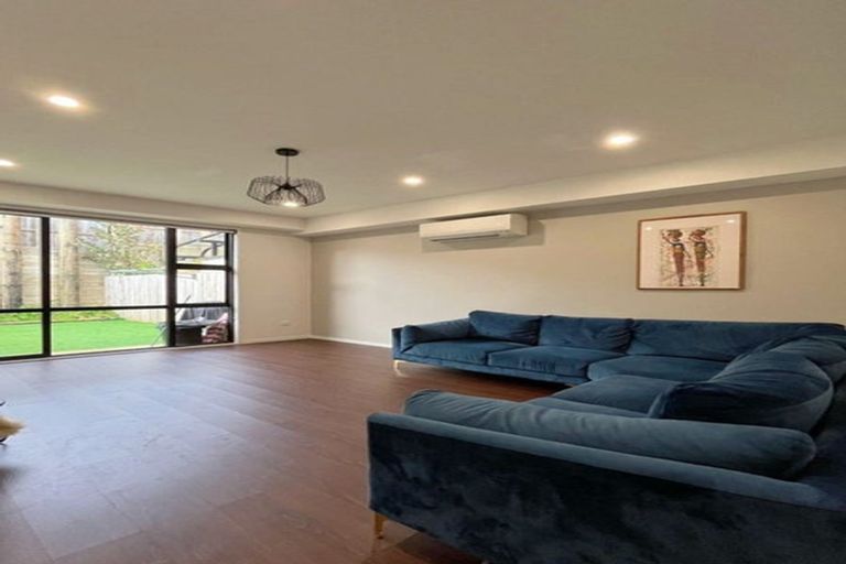 Photo of property in 12 Routhmore Street, Flat Bush, Auckland, 2019
