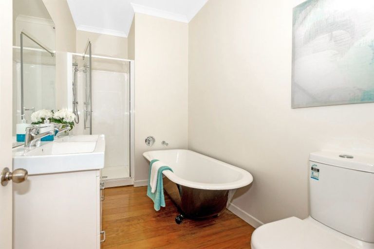 Photo of property in 313 Whitaker Street, Whataupoko, Gisborne, 4010