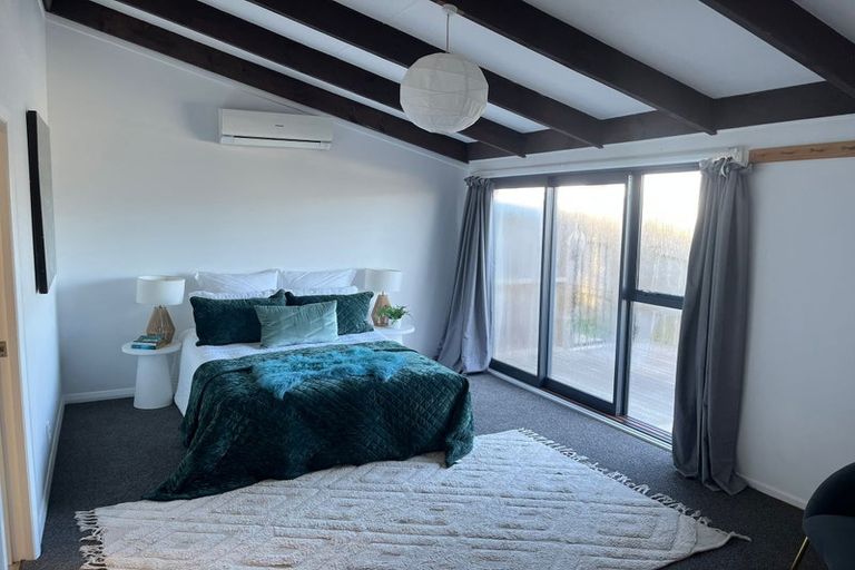 Photo of property in 2 Anzia Way, Johnsonville, Wellington, 6037