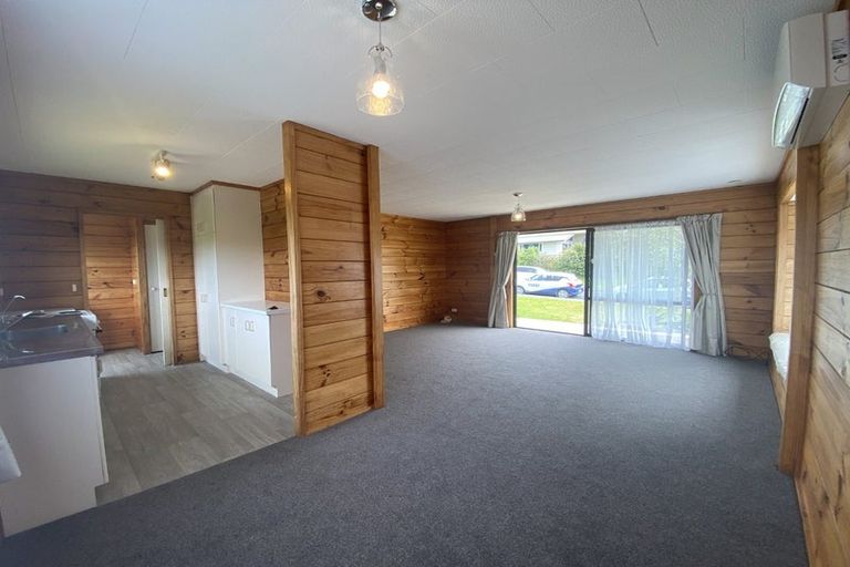 Photo of property in 2/1 Sundown Avenue, Manly, Whangaparaoa, 0930