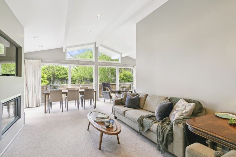 Photo of property in 12 Clutha Avenue, Khandallah, Wellington, 6035