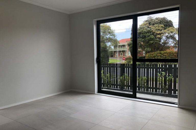 Photo of property in 30 Clark Road, Hobsonville, Auckland, 0616