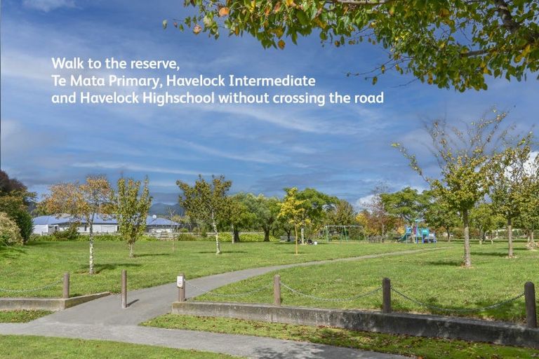 Photo of property in 12 The Croft, Havelock North, 4130