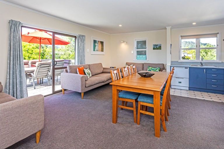 Photo of property in 210 Given Avenue, Whangamata, 3620