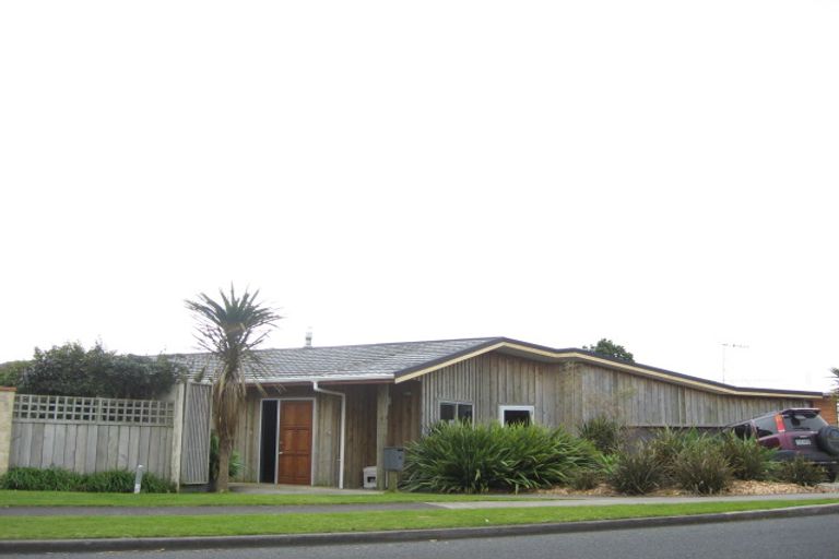 Photo of property in 47 Jans Terrace, Oakura, 4314