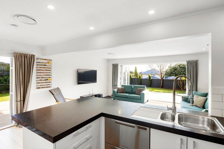 Photo of property in 70 Houchens Road, Glenview, Hamilton, 3206