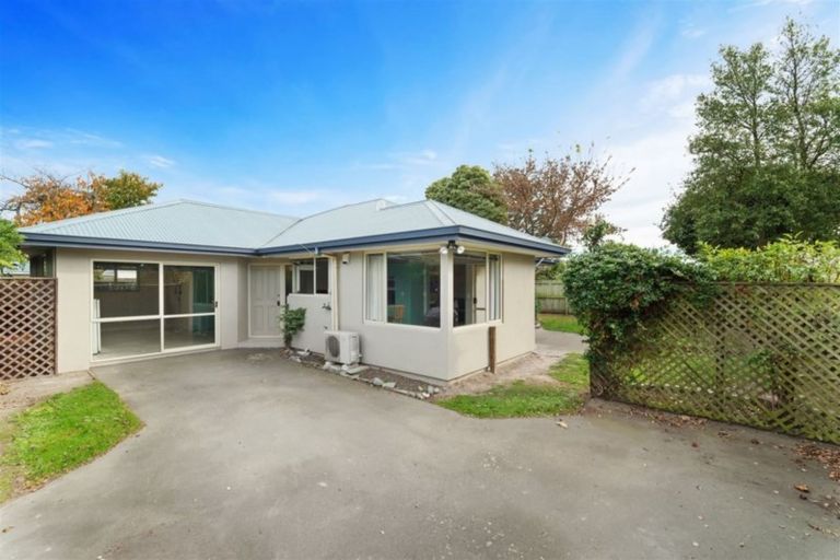 Photo of property in 2/133 Rose Street, Somerfield, Christchurch, 8024
