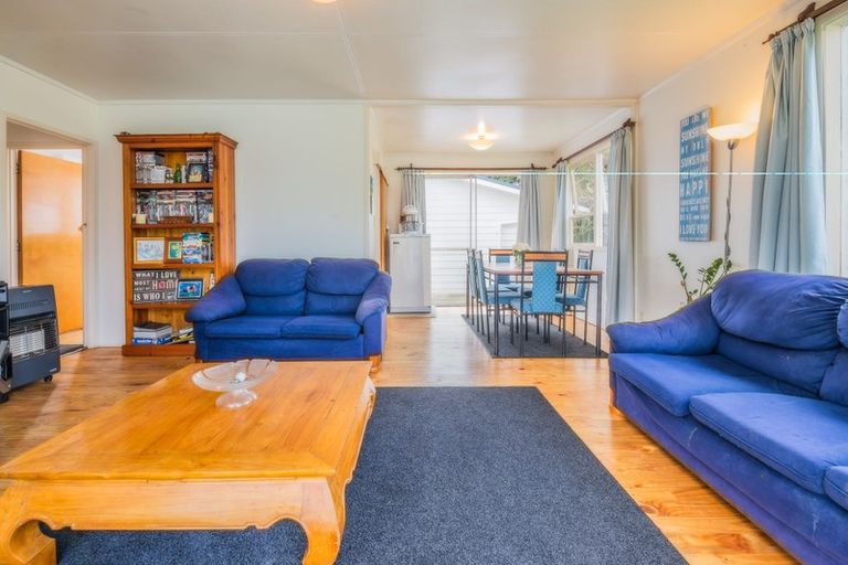 Photo of property in 53 Blakeborough Drive, Forrest Hill, Auckland, 0620