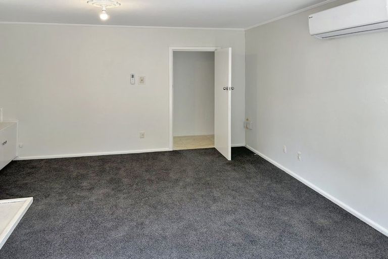 Photo of property in 24 Suva Street, Upper Riccarton, Christchurch, 8041