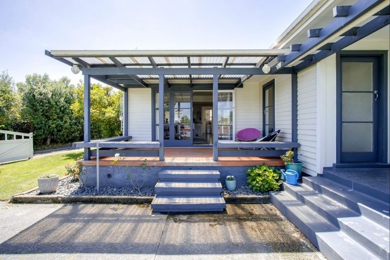 Photo of property in 27 Magdalen Crescent, Pirimai, Napier, 4112