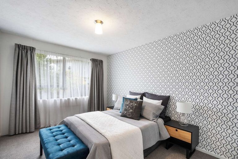 Photo of property in 2/15 Highsted Road, Bishopdale, Christchurch, 8053