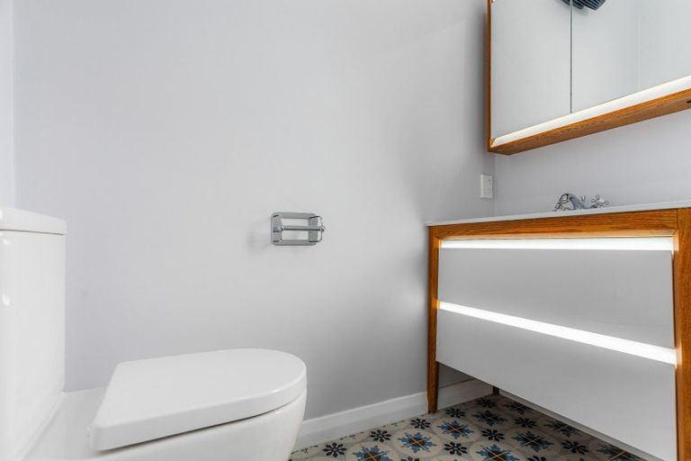 Photo of property in 68 Norbiton Road, Foxton, 4814