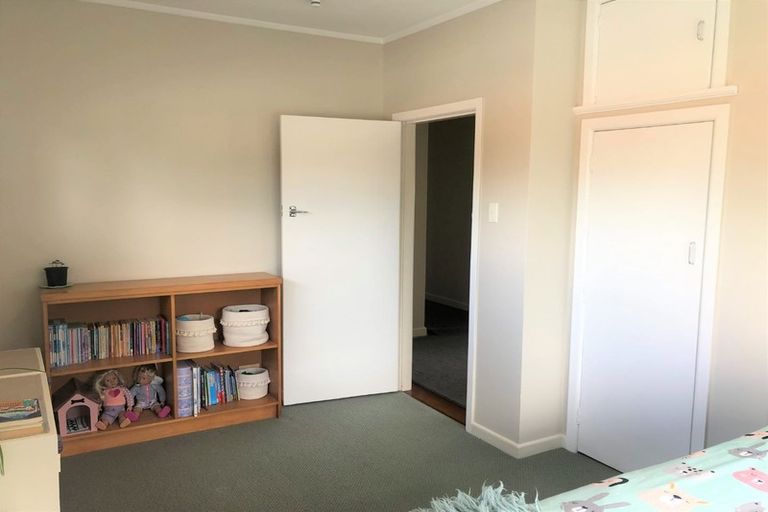 Photo of property in 18 Mcnicol Street, Fairfield, Hamilton, 3214