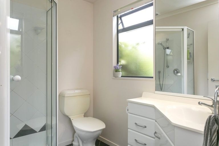 Photo of property in 9 Robinson Terrace, Rangatira Park, Taupo, 3330