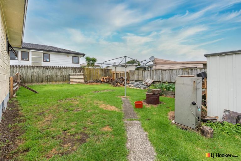 Photo of property in 2/10 Ebenezer Way, Clendon Park, Auckland, 2103
