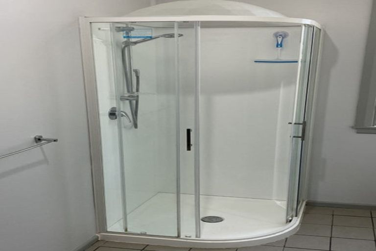 Photo of property in 1/8 Waipapa Road, Hataitai, Wellington, 6021