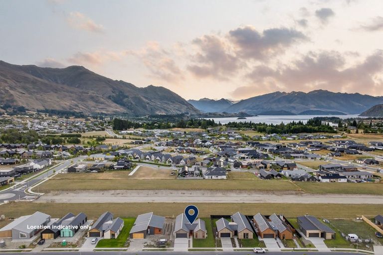 Photo of property in 11 Packer Road, Wanaka, 9382