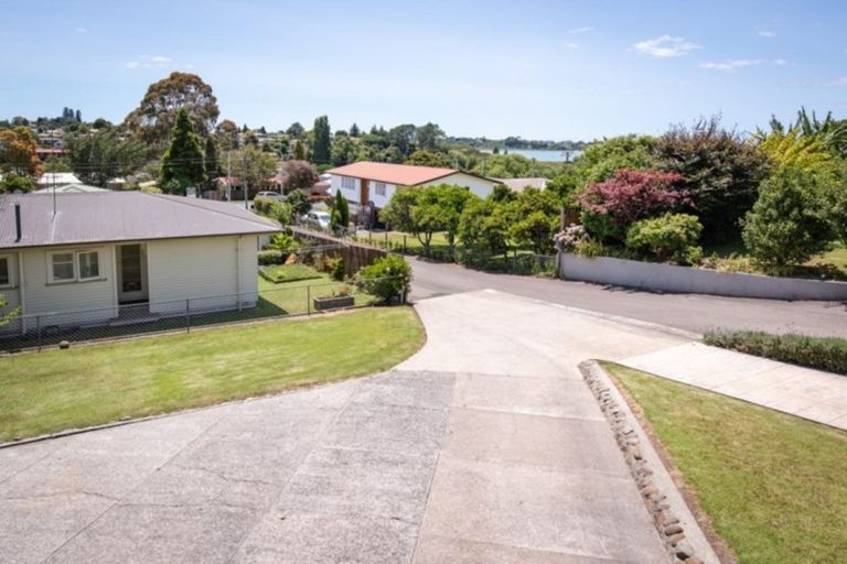 Photo of property in 70a Sutherland Road, Brookfield, Tauranga, 3110