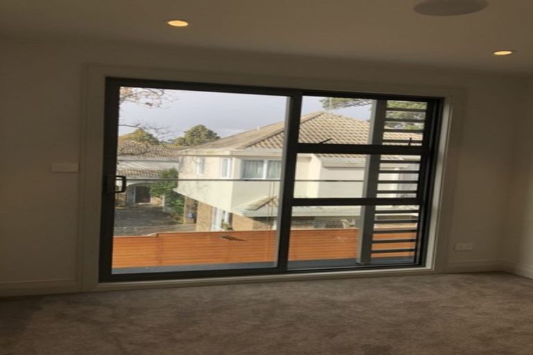 Photo of property in 64 Craigs Way, Hobsonville, Auckland, 0616