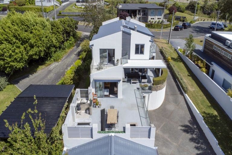 Photo of property in 8 Chad Street, Rainbow Point, Taupo, 3330