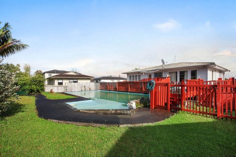 Photo of property in 25 Blacklock Avenue, Henderson, Auckland, 0612