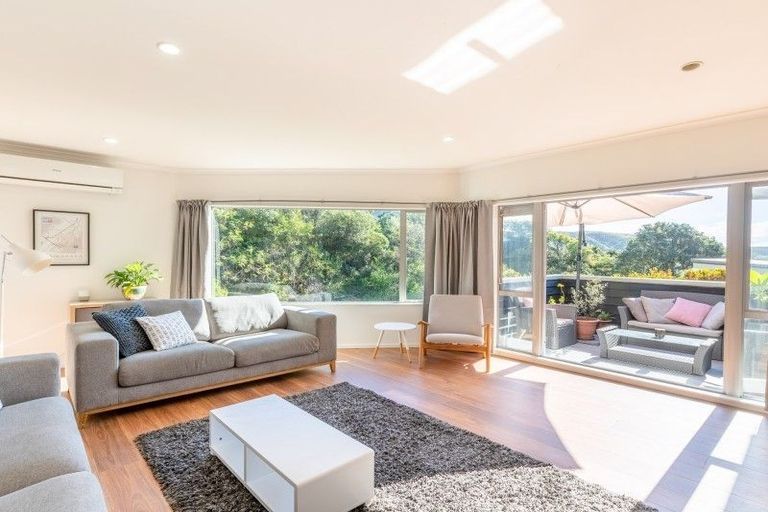 Photo of property in 3 Paremata Drive, Paremata, Porirua, 5024