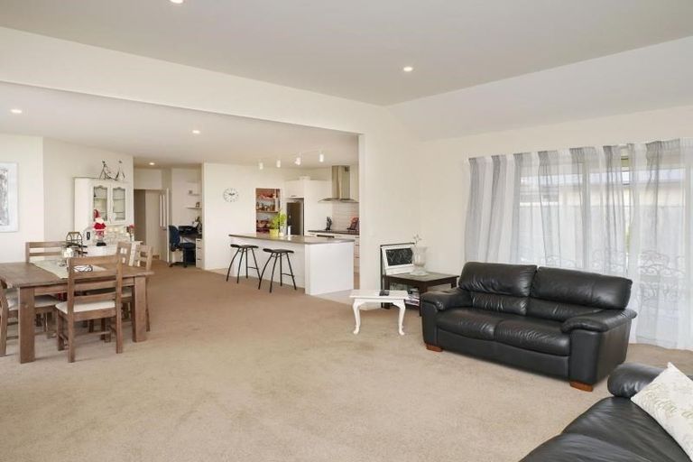 Photo of property in 11 Pakura Street, Pegasus, 7612