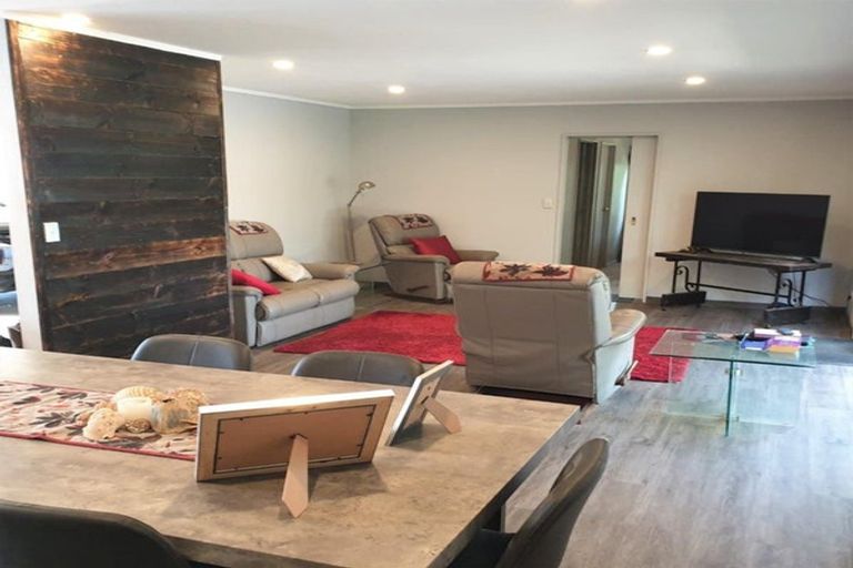 Photo of property in 88 Uretiti Road, Waipu, 0582