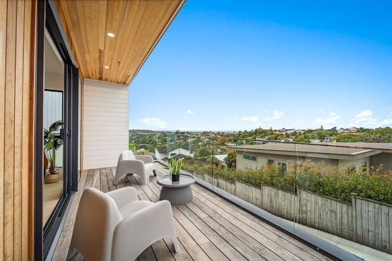 Photo of property in 1/591a East Coast Road, Browns Bay, Auckland, 0632