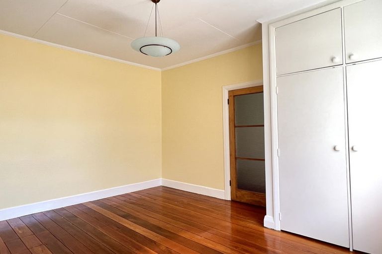 Photo of property in 460 Broadway, Miramar, Wellington, 6022