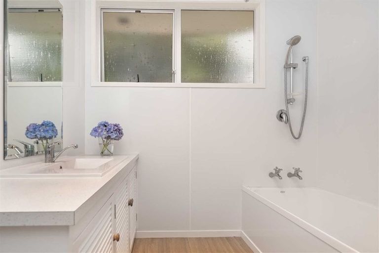 Photo of property in 136 Rimu Street, Maeroa, Hamilton, 3200