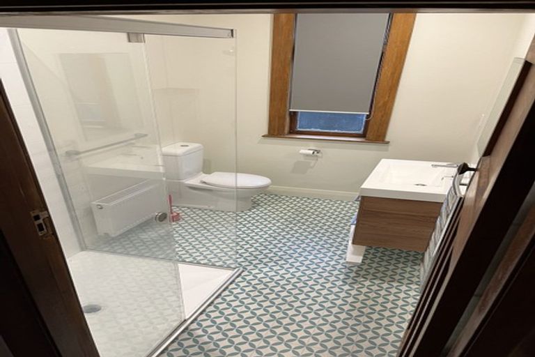 Photo of property in 72 Aro Street, Aro Valley, Wellington, 6021