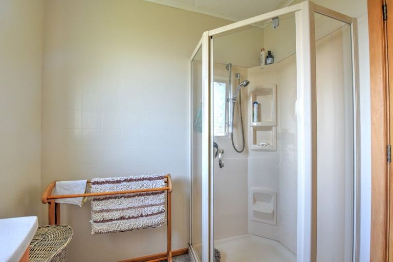 Photo of property in 22 Manse Street, Edendale, 9825