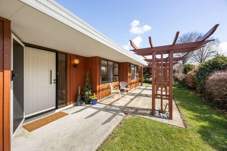 Photo of property in 2 Byron Street, Leamington, Cambridge, 3432